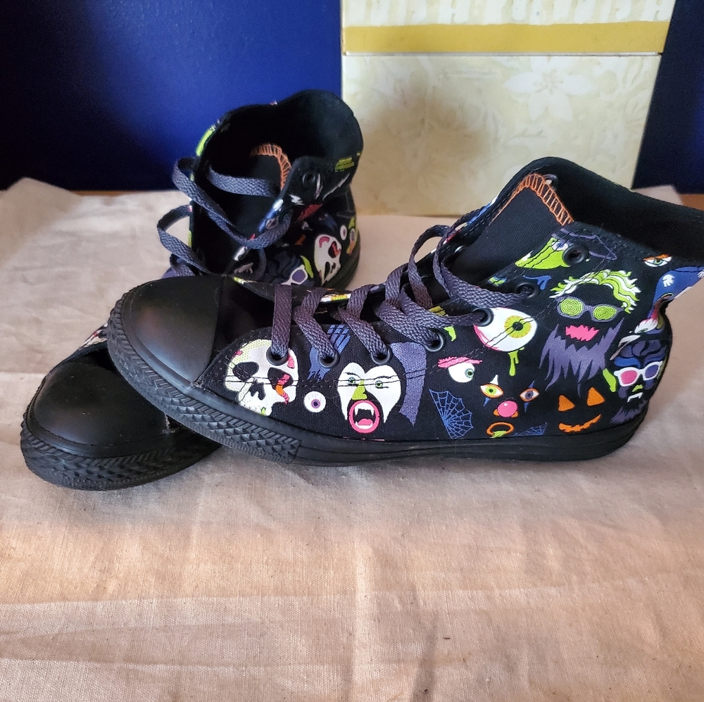 Converse Halloween high tops